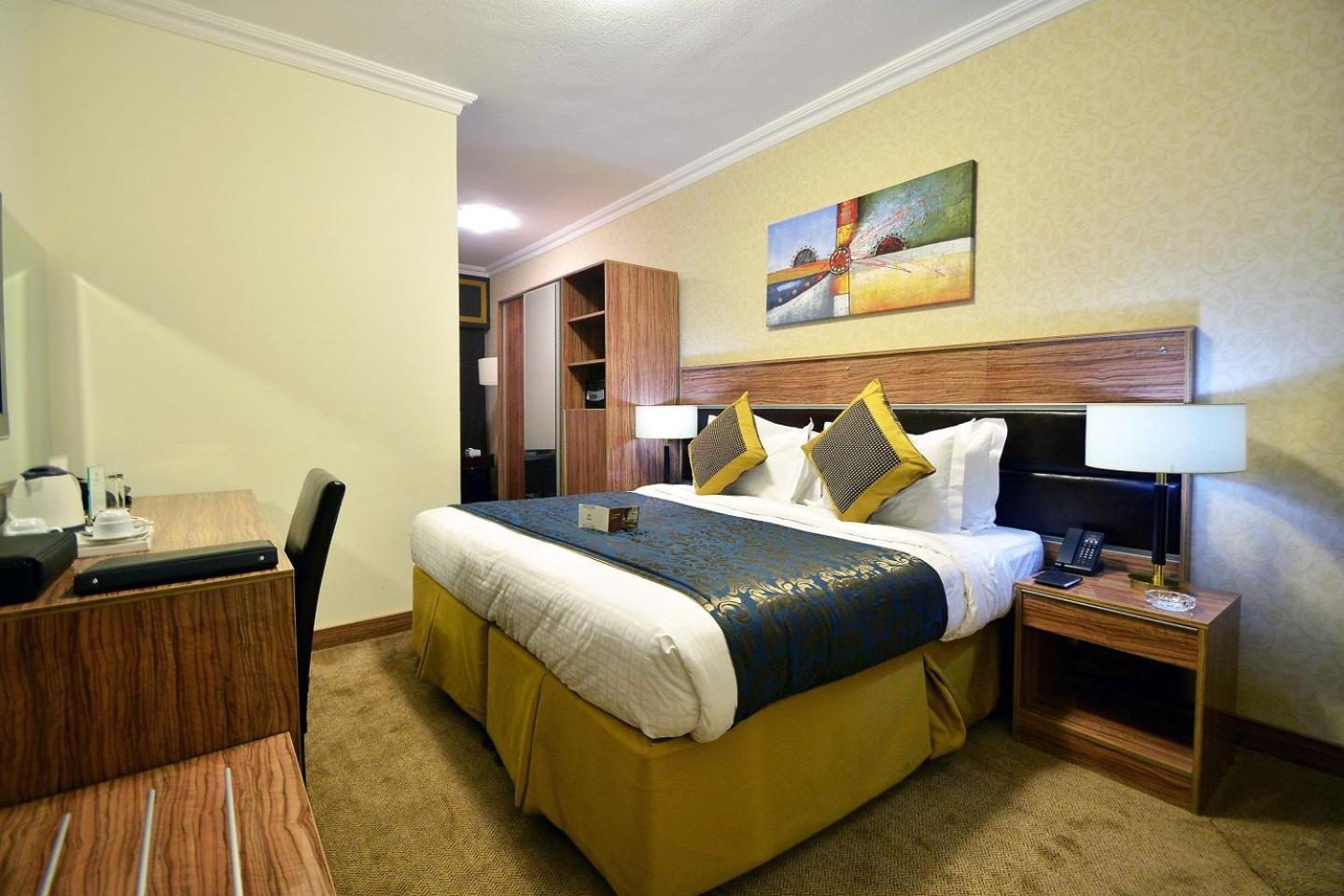 Golden Tulip Al Shakreen Μεδίνα Εξωτερικό φωτογραφία
