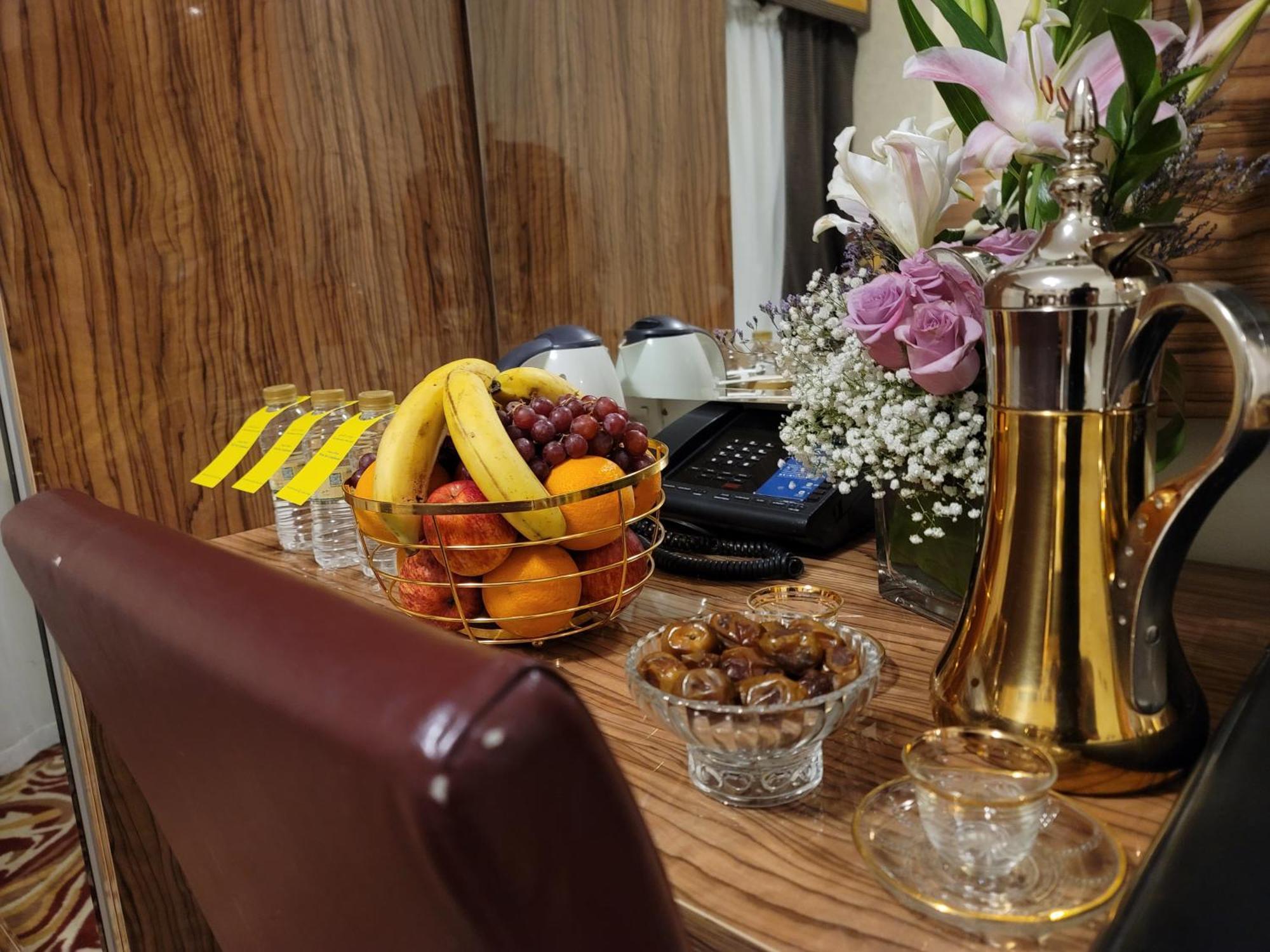 Golden Tulip Al Shakreen Μεδίνα Εξωτερικό φωτογραφία
