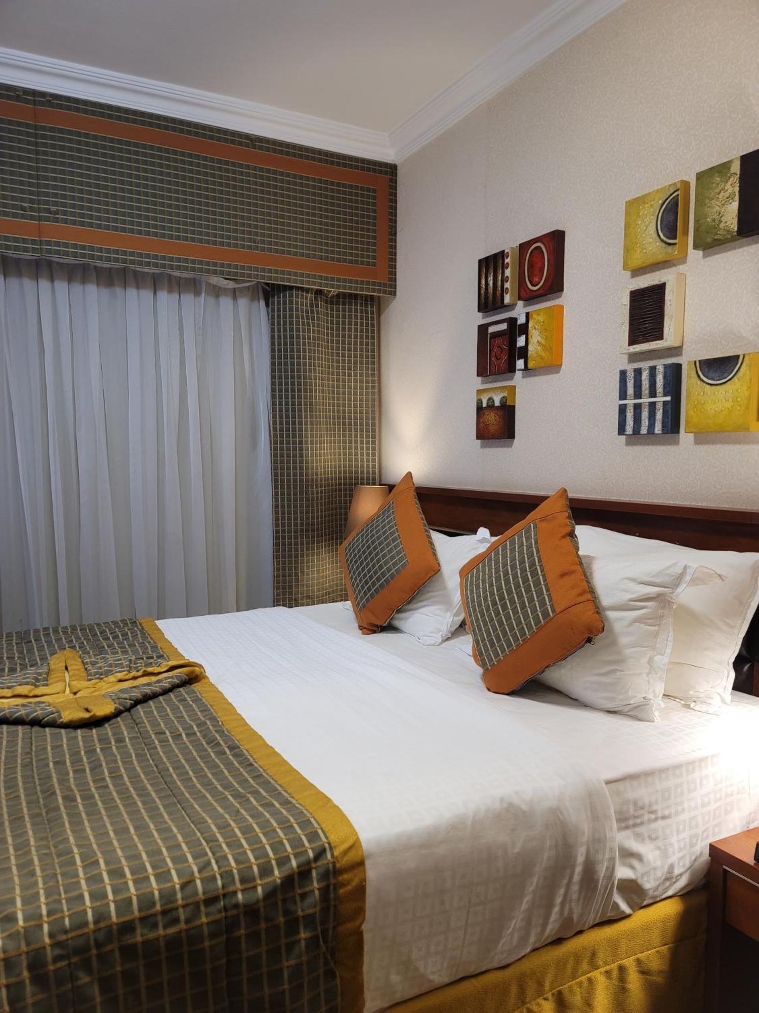 Golden Tulip Al Shakreen Μεδίνα Εξωτερικό φωτογραφία