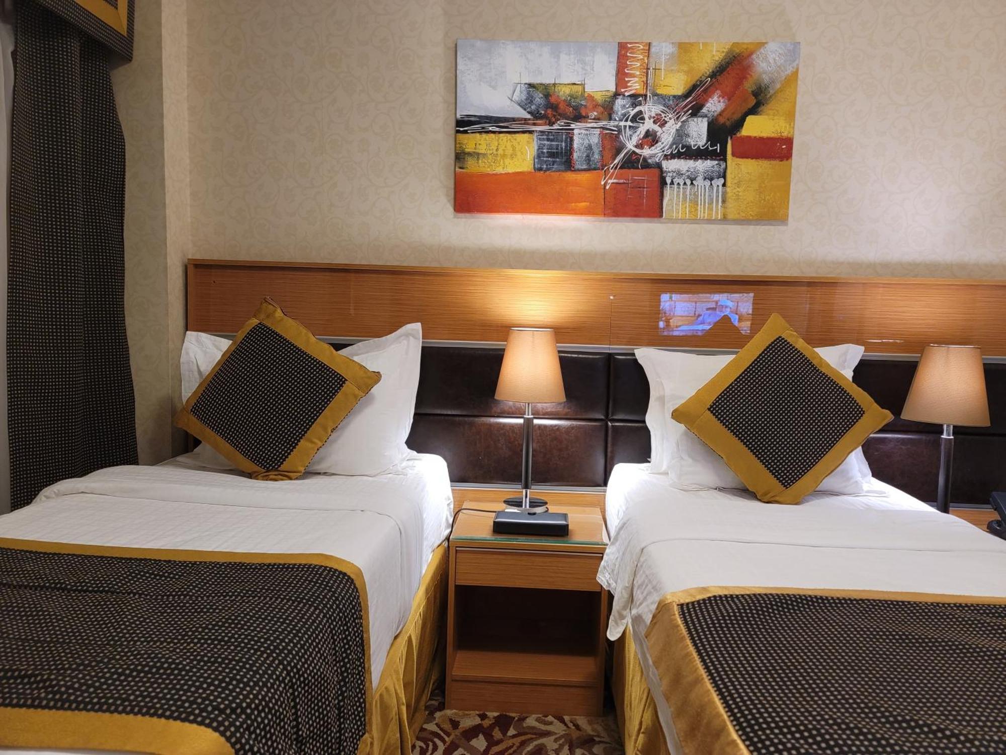 Golden Tulip Al Shakreen Μεδίνα Εξωτερικό φωτογραφία